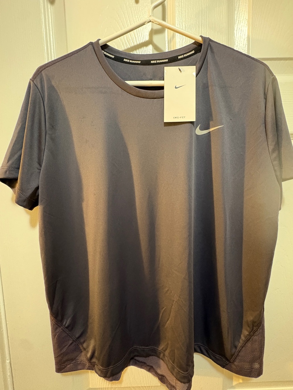 Nike Women’s Running Dri-FIT Short Sleeve T-Shirt - Charcoal